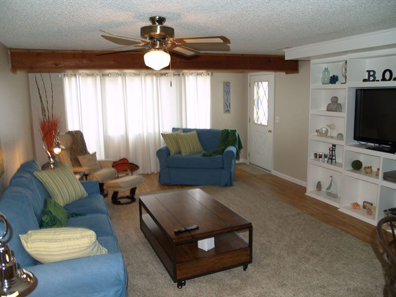 Suite 10c Living Room